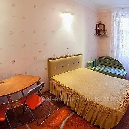 Shevchenka 26/14а *